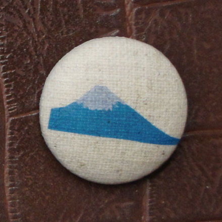 くるみぼたん・缶バッジ D-000874 のくるみボタン