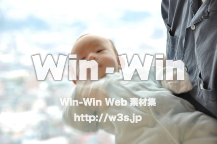 生後１ヶ月の赤ちゃんの写真素材 W-000818