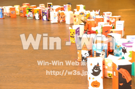 牛乳パックのランタンの写真素材 W-000841