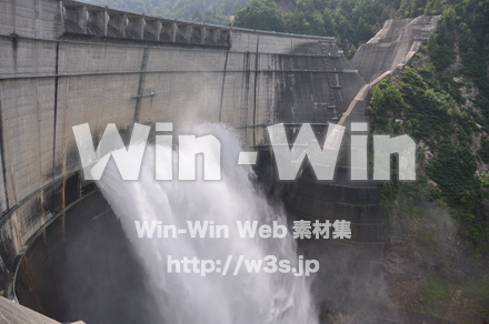 黒部ダムの写真素材 W-001917