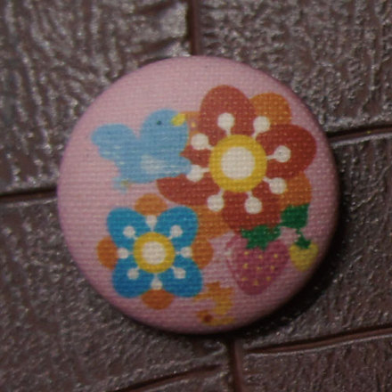 くるみぼたん・缶バッジ D-000869 のくるみボタン