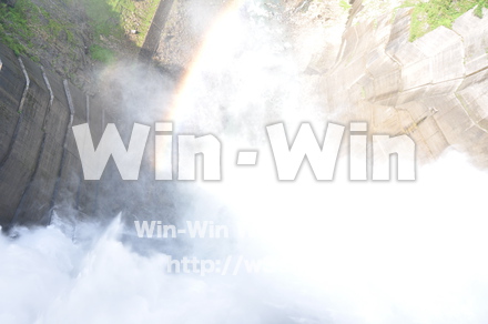 黒部ダムの写真素材 W-001935