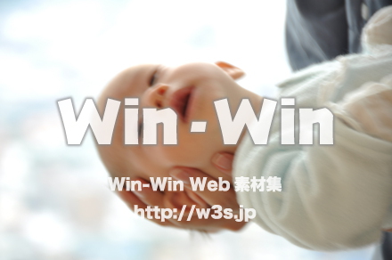 生後１ヶ月の赤ちゃんの写真素材 W-000814