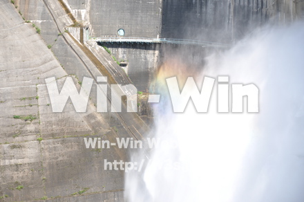 黒部ダムの写真素材 W-001946