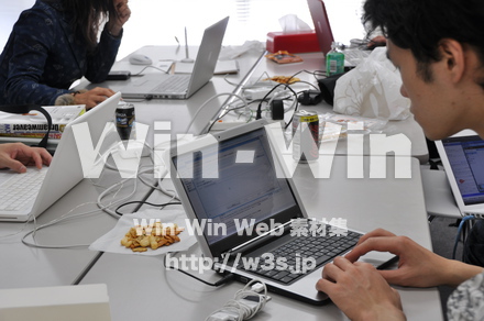 パソコンの写真素材 W-001094