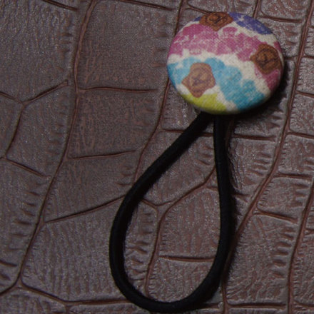 くるみぼたん・ヘアゴム D-000827 のくるみボタン