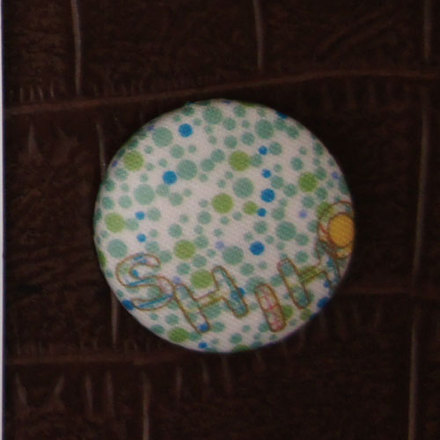 ネームバッチ D-000855 のくるみボタン