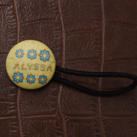 NAMEくるみぼたん・ヘアゴム D-000867 のくるみボタン