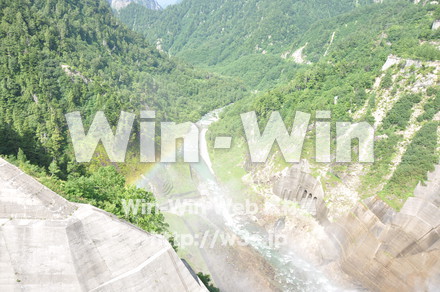 黒部ダムの写真素材 W-001940