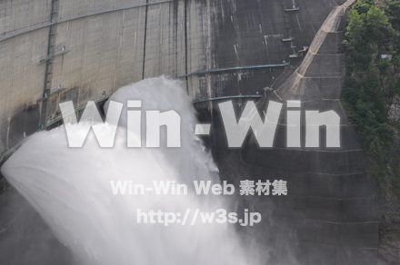 黒部ダムの写真素材 W-001905