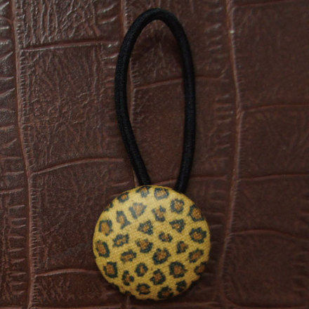 ヒョウ柄ばっち・ヘアゴム D-000859 のくるみボタン