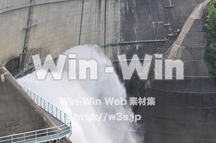 黒部ダムの写真素材 W-001926