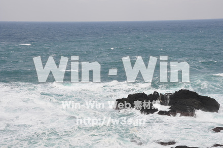 冬の日本海の写真素材 W-002650