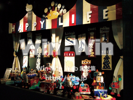 ウィンドウディスプレイの写真素材 W-004520