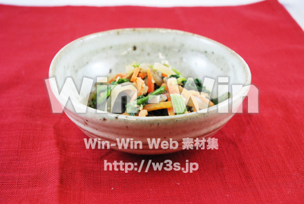 ほうれん草のごま和えの写真素材 W-004401