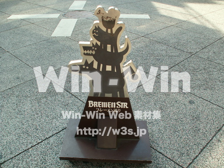 元住吉　ブレーメン通り商店街の写真素材 W-007822