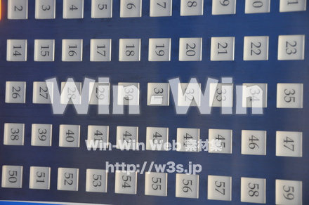 エレベータのある風景の写真素材 W-008500