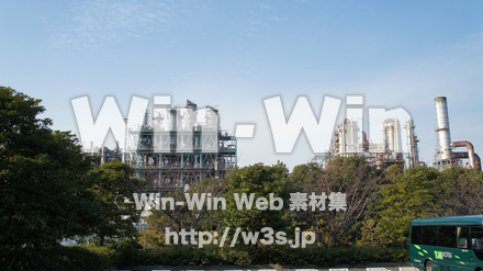 日中の工場の写真素材 W-008464