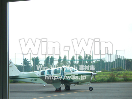 飛行機の写真素材 W-009397