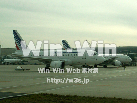 飛行機の写真素材 W-009396