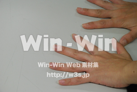 手の写真素材 W-009759