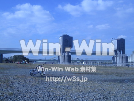 多摩川-二ヶ領堰⑫の写真素材 W-008991