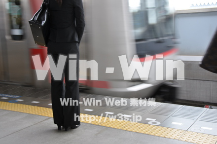 通勤の写真素材 W-010711