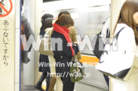 通勤の写真素材 W-010705