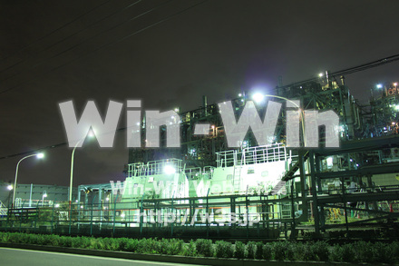 工場夜景の写真素材 W-013602