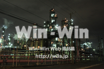 工場夜景の写真素材 W-013596