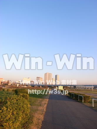 多摩川河原の写真素材 W-013564