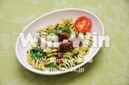 ジェノバ風サラダの写真素材 W-015354