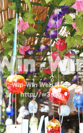 川崎大師-風鈴市の写真素材 W-017662