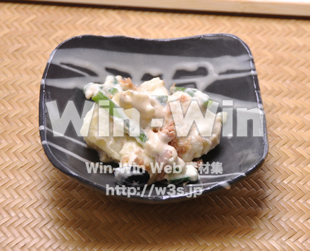 ツナマヨポテトサラダの写真素材 W-016199