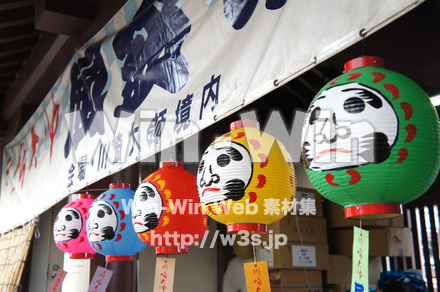 川崎大師-風鈴市の写真素材 W-017654