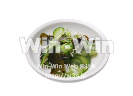 きゅうりとわかめの酢の物の写真素材 W-016077