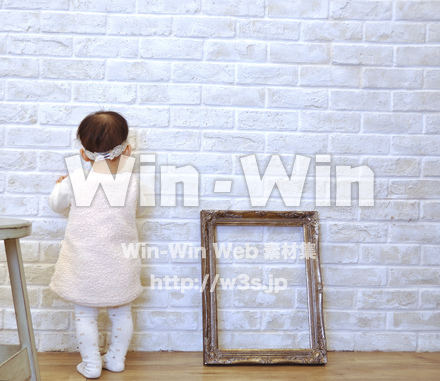 １歳児の写真素材 W-020333