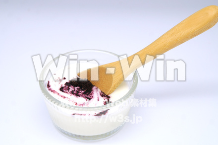 マキベリーヨーグルトの写真素材 W-021967