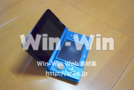 携帯型ゲーム機の写真素材 W-021227