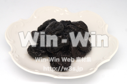 プルーンの写真素材 W-020516