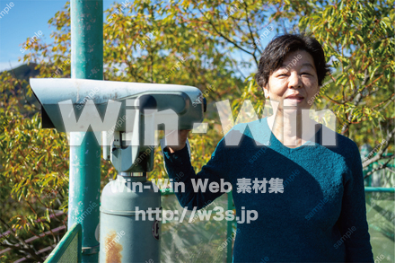 亡くなった母の写真の写真素材 W-029913